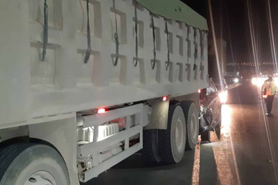 Ucarda yük maşını piyadanı vuraraq öldürüb