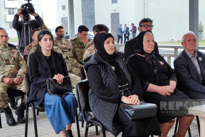 Şəhid ailələri və müharibə əlillərinə 100 ev verilib