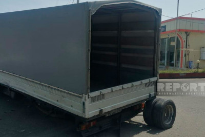 Lənkəranda piyadanı vuran avtomobil zəncirvari qəzaya səbəb olub