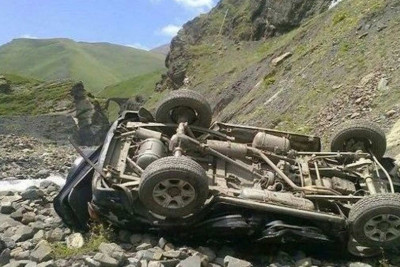 Lerikdə avtomobilin dərəyə aşması nəticəsində ölən və yaralananların kimliyi məlum olub - YENİLƏNİB