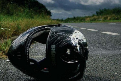Sabirabadda motosiklet aşıb