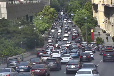 Bakıda tıxac olan yolların SİYAHISI