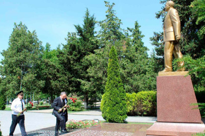 Kamran Əliyev Qəbələ şəhərindədir