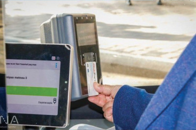 Avtobuslarda yeni nağdsız ödəniş sistemi olacaq