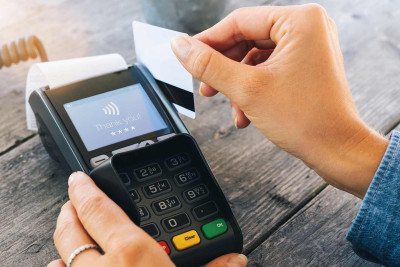 Naxçıvanda 2 minə yaxın yeni nəsil nəzarət kassa aparatı quraşdırılıb