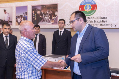 Kənd təsərrüfatı naziri Göygöldə vətəndaşları qəbul edib
