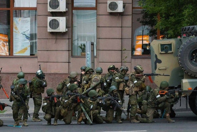 Voronejdə "Vaqner"çilərlə  Rusiya ordusu arasında döyüş başlayıb