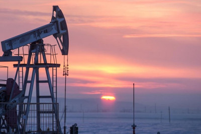 Azərbaycan nefti ucuzlaşıb