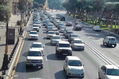 Bakıda tıxac olan yollar - SİYAHI