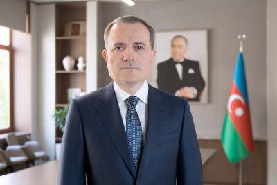 Ceyhun Bayramov Türkiyəyə rəsmi səfərə yola düşüb