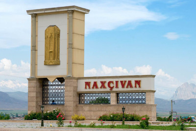 Naxçıvan: Təhsil Nazirliyinin aparat rəhbəri vəzifəsindən azad edilib