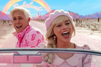 “Barbi” filmi açılış həftəsonunda rekord gəlir əldə edib