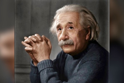 Albert Eynşteynin hesablama apardığı kağızlar rekord qiymətə satılıb