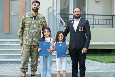 Şəhid ailələri və müharibə əlillərinə 140 mənzil və fərdi ev verilib
