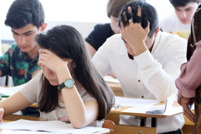 Naxçıvanda 44 məzun qızıl və gümüş nişana layiq görülüb