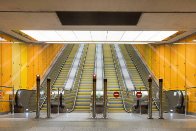Bakı metrosuna 17 yeni eskalator gətirilir