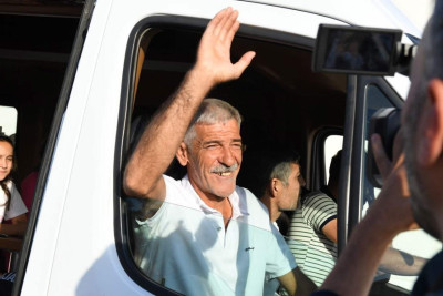 Daha 22 ailə Zəngilanın Ağalı kəndinə köçürülüb