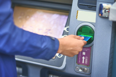 Xaricə gedənlərin nəzərinə! - Nağdlaşdırmaya limit qoyuldu