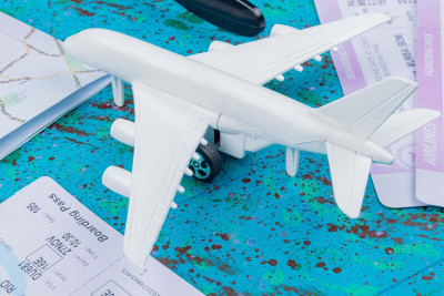 Sərfəli aviabiletləri necə əldə etmək olar, bilet alarkən nələrə fikir vermək lazımdır?