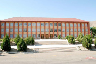 Culfanın icra hakimi vəzifəsindən azad edilib