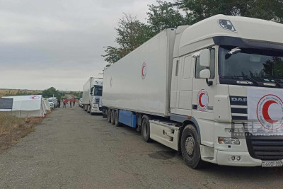 Azərbaycanın erməniəsilli şəxslərə göndərdiyi 40 ton un məmulatları Xankəndi yolunda bir gündür gözləyir