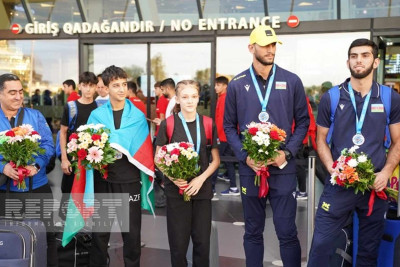 Taekvondoçularımız vətənə 5 medalla dönüblər