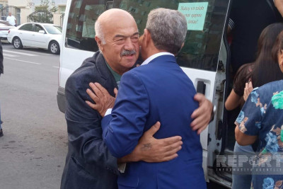 Daha 52 sakin Laçına yola düşüb