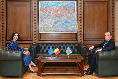 Ceyhun Bayramov belçikalı həmkarı ilə görüşüb