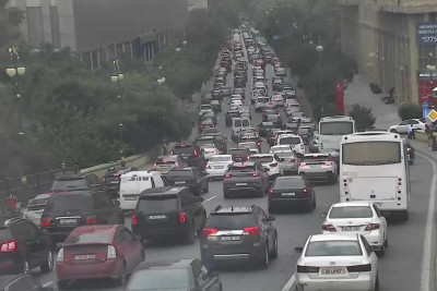 Bakıda tıxac olan yollar - SİYAHI