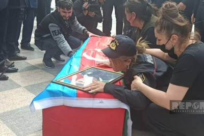 Erməni terroru nəticəsində həlak olan polis Asim Camalzadə dəfn olunub - YENİLƏNİB