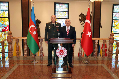 Baş Qərargah rəisi Türkiyənin milli müdafiə naziri ilə görüşüb - VİDEO