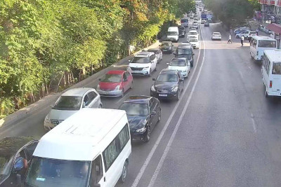 Bakıda sentyabrın ilk günü tıxac olan yollar - SİYAHI