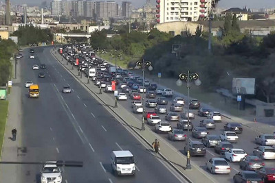 Bakıda tıxac olan yollar - SİYAHI