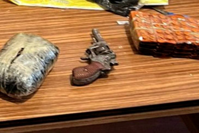 Bakıda narkotik satan və tapança gəzdirən şəxslər saxlanılıblar