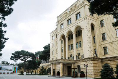 MN: Azərbaycan ordusu təcili tibbi yardım maşınına atəş açmayıb