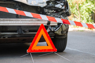 Paytaxtda avtobusla avtomobil toqquşub, iki nəfər ölüb