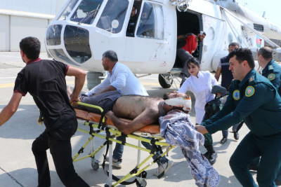 Laçında avtoqəza olub, yaralılar helikopterlə Bakıya təxliyə olunublar - VİDEO