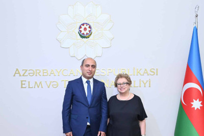 Emin Əmrullayev Faina Ələkbərova ilə görüşüb
