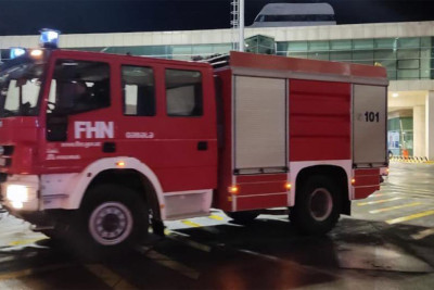 Şabranda mikroavtobus yanıb