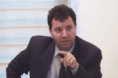 Tanınmış jurnalist dünyasını dəyişib
