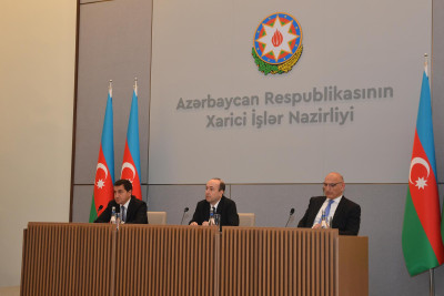 Azərbaycanda akkreditə olunmuş diplomatlar üçün bölgədə son vəziyyətə dair brifinq keçirilib