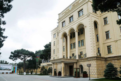 MN: Ağdam istiqamətində mövqelərimiz atəşə tutulub