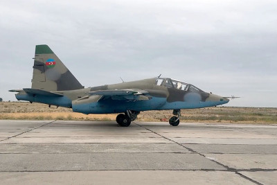 Azərbaycanın hərbi pilotları təlim-məşq uçuşları icra ediblər