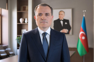 Ceyhun Bayramov Macarıstana rəsmi səfərə gedib