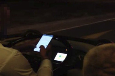 "TikTok"da canlı yayım açan avtobus sürücüsü işini itirib - VİDEO