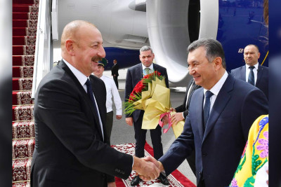 İlham Əliyev Tacikistana səfərə gedib