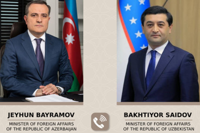 Ceyhun Bayramov özbəkistanlı həmkarına başsağlığı verib