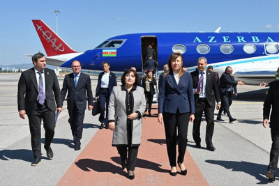 Milli Məclisin sədri Sahibə Qafarova Bolqarıstana rəsmi səfər edib