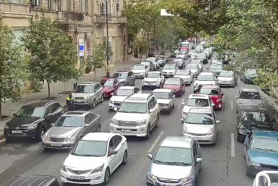 Bakıda tıxac olan yolların SİYAHISI