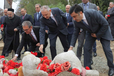 Ermənistanın Gəncəyə raket hücumu zamanı şəhid olanların xatirəsi anılıb - FOTO